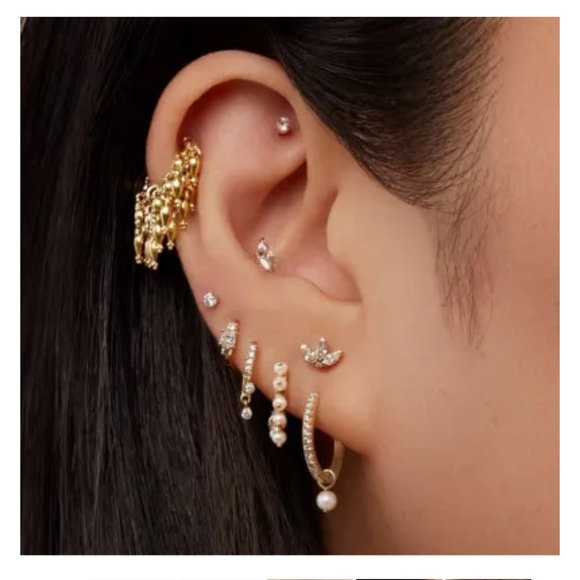 NIB Maria Tash Diamond Eternity Hoop Earring - Picture 4 of 10